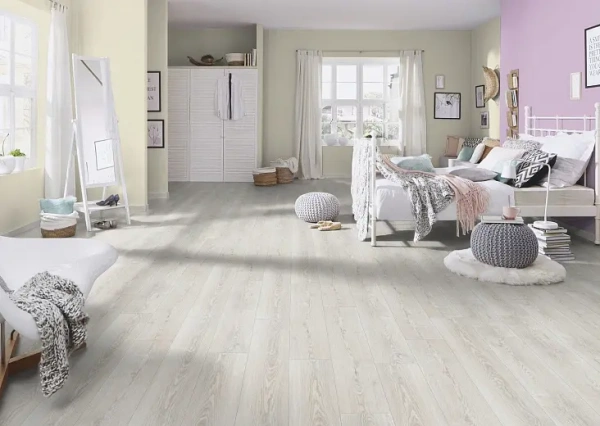 Ламинат Kronospan Super Natural Classic Дуб Стерлинг Туманный K484