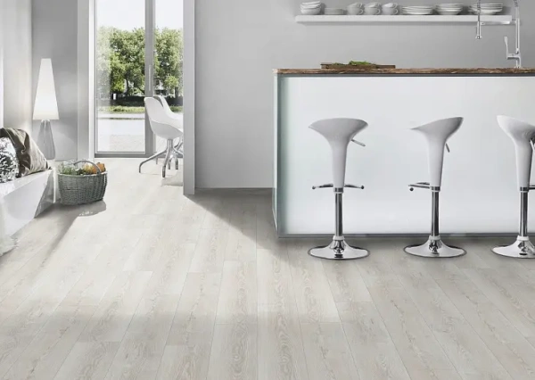 Ламинат Kronospan Super Natural Classic Дуб Стерлинг Туманный K484